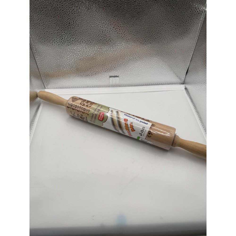 Embossed Rolling Pin Holiday Christmas Reindeer Wood‎ Dough Roller Engraved